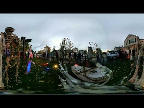 360 View from Halloween Prop in Yard | 2016 | Holiday Habits
