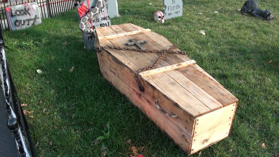Coffin Banger in the yard