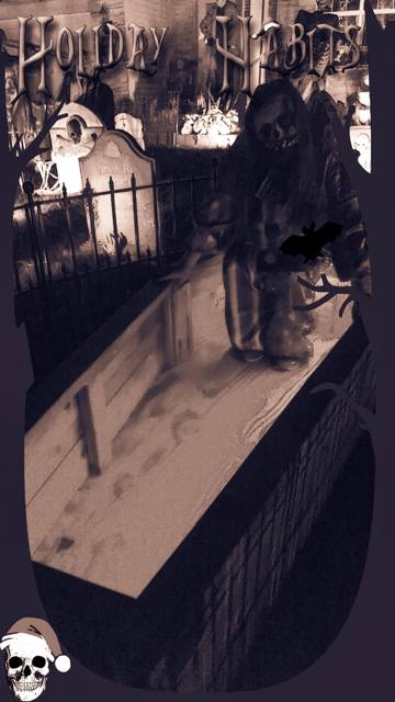 Scare actors in costume and makeup during a Holiday Habits scare night in 2017